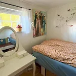 8 Person In Frosta * Vollen (Trondelag)