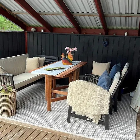 Feriehus 8 Person In Frosta *